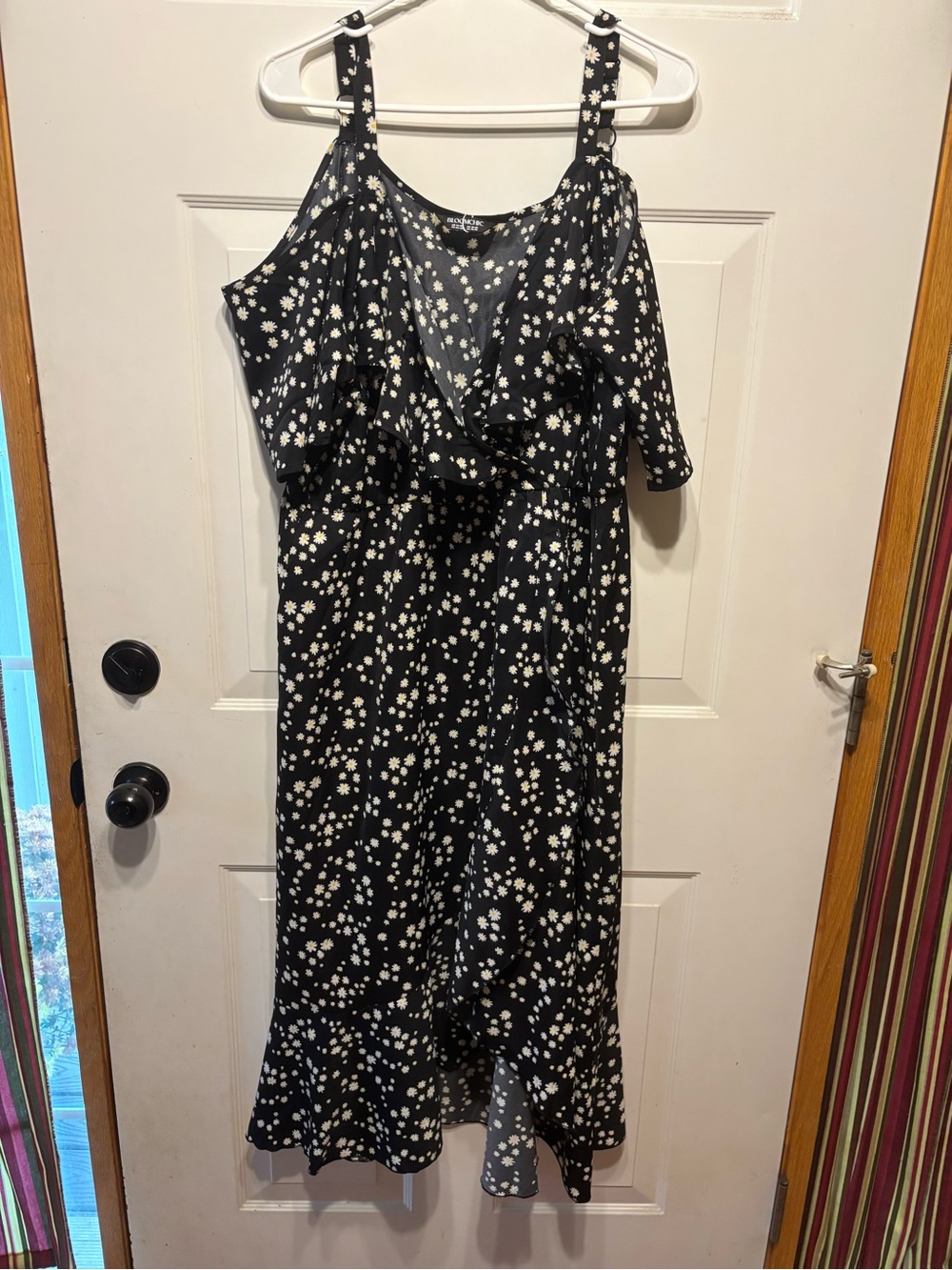 Floral Black Midi Dress with Ruffle Detail 14-16 Hi-Low 1X